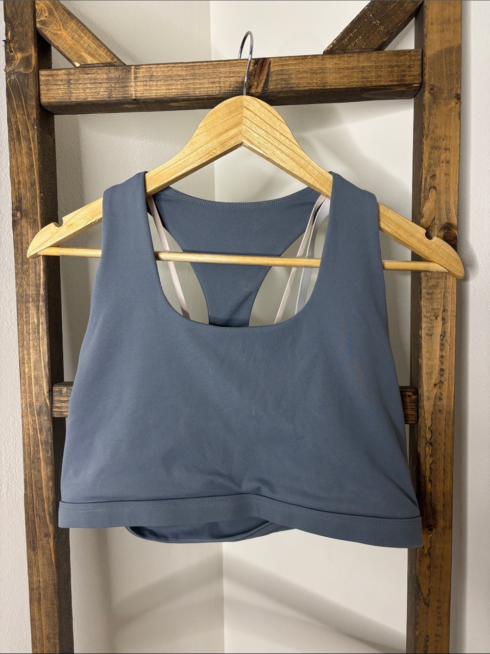 Fabletics Slate-Blue Scoop Neck Sports Bra Size XL